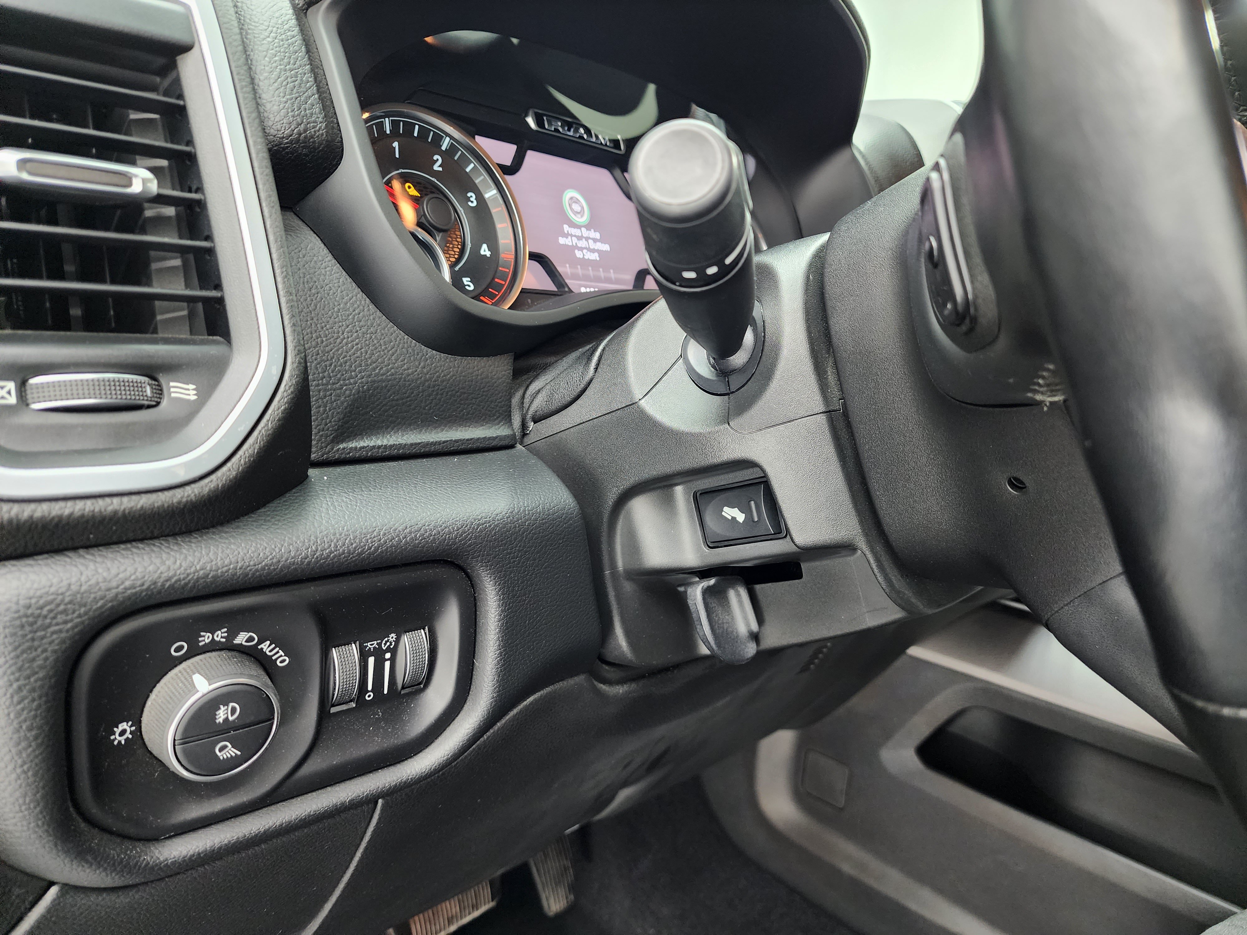 Used 2019 RAM 2500 Big Horn AWD/4WD image 45