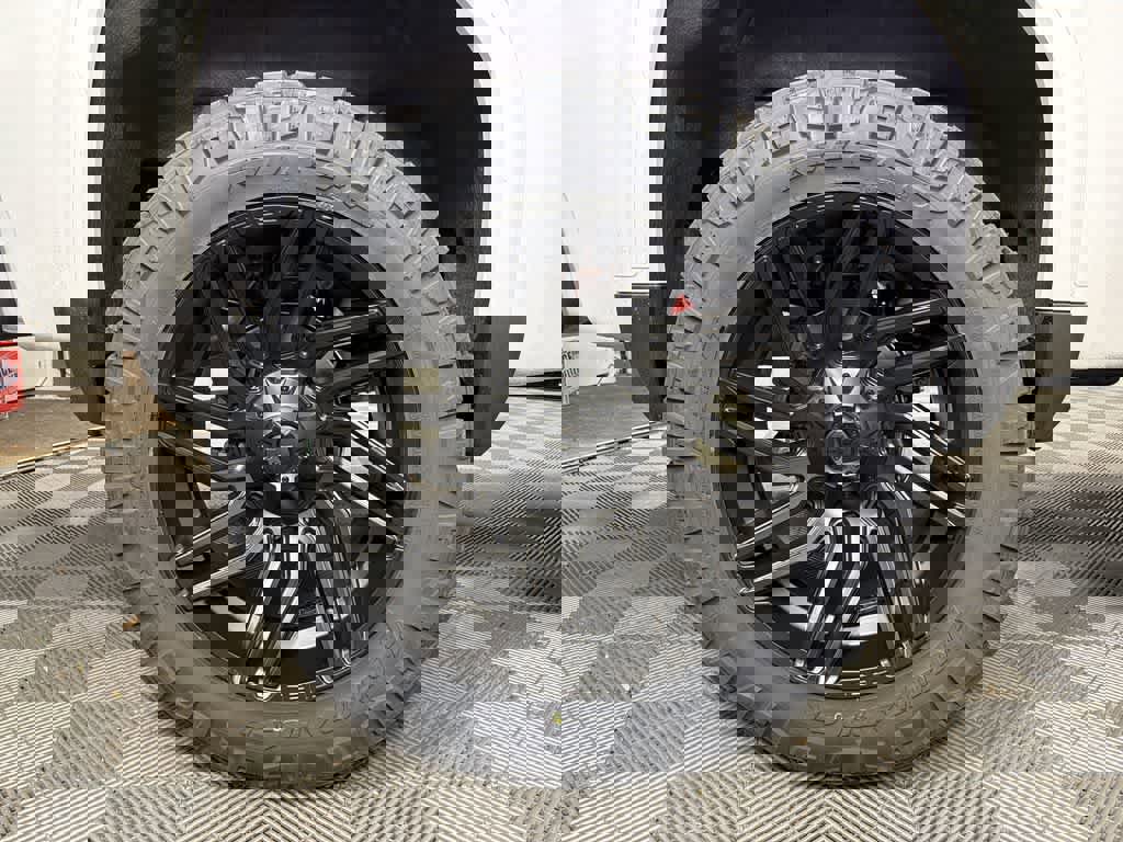 New 2026 GMC Sierra 1500 AT4 w/ AT4 Premium Package image 29