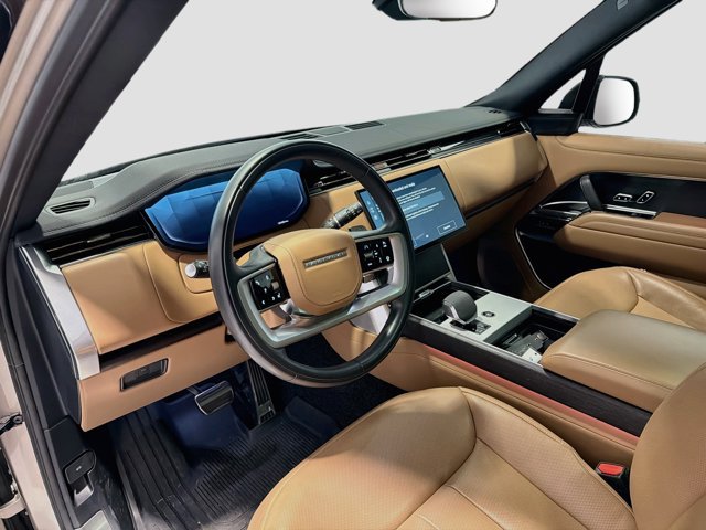 Used 2024 Land Rover Range Rover SE AWD/4WD image 9