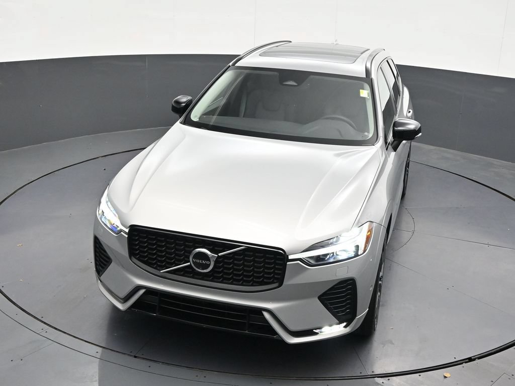 Certified 2024 Volvo XC60 B5 Plus w/ Climate Package AWD/4WD image 22