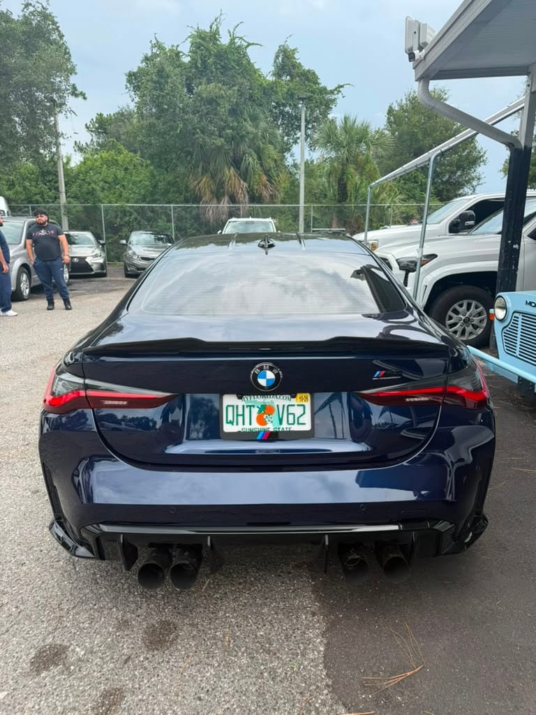 Used 2021 BMW M4 Competition w/ Executive Package RWD image 7