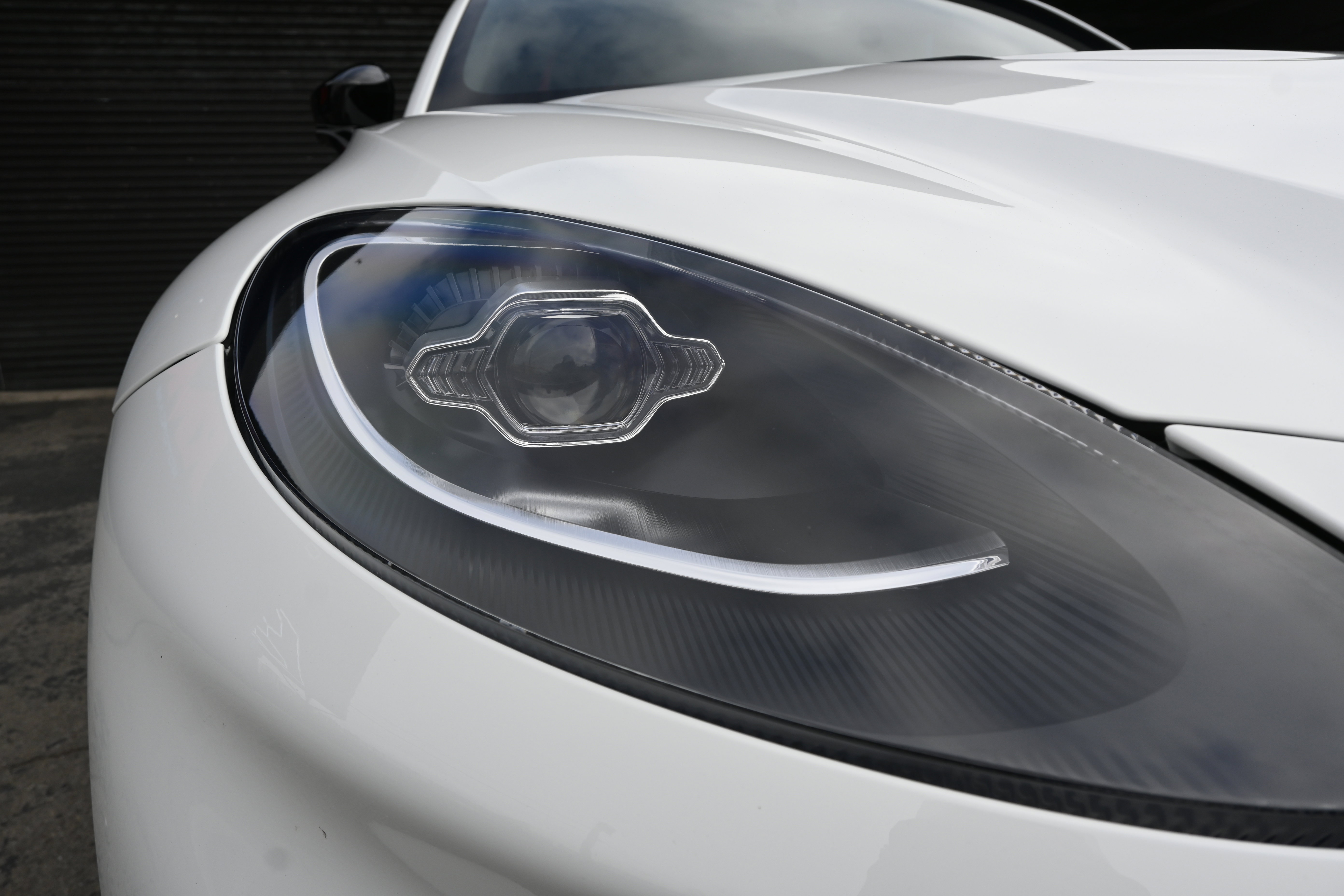 Used 2022 Aston Martin DBX AWD/4WD image 37