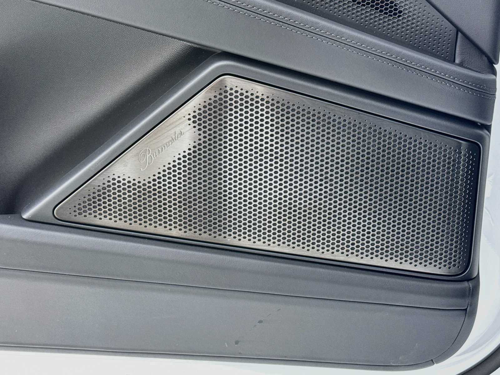 New 2026 Porsche Cayenne Turbo Electric AWD/4WD image 12