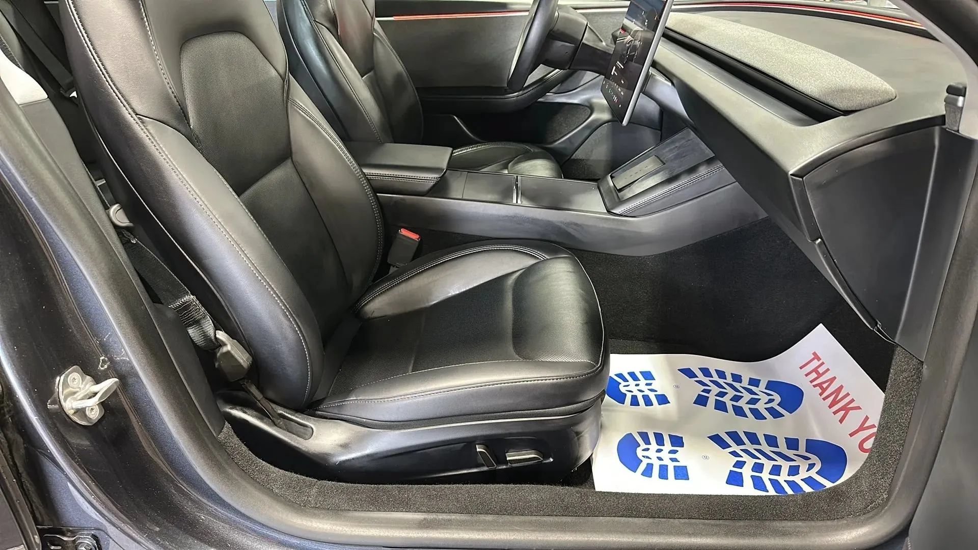 Used 2024 Tesla Model 3 Standard Range RWD image 17