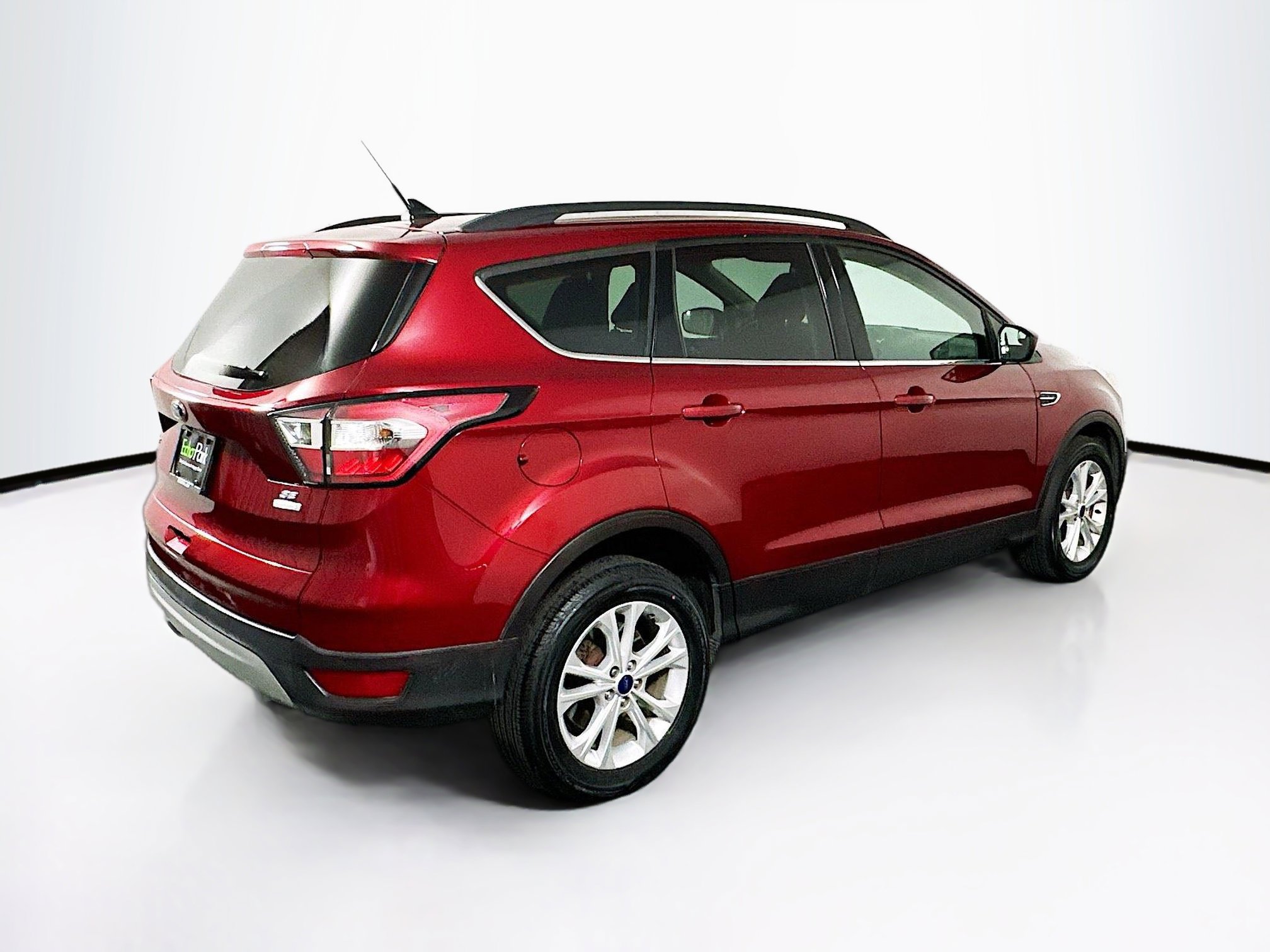 Used 2018 Ford Escape SE w/ SE Sync 3 Package image 9