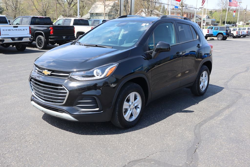 Used 2022 Chevrolet Trax LT w/ LT Convenience Package image 27