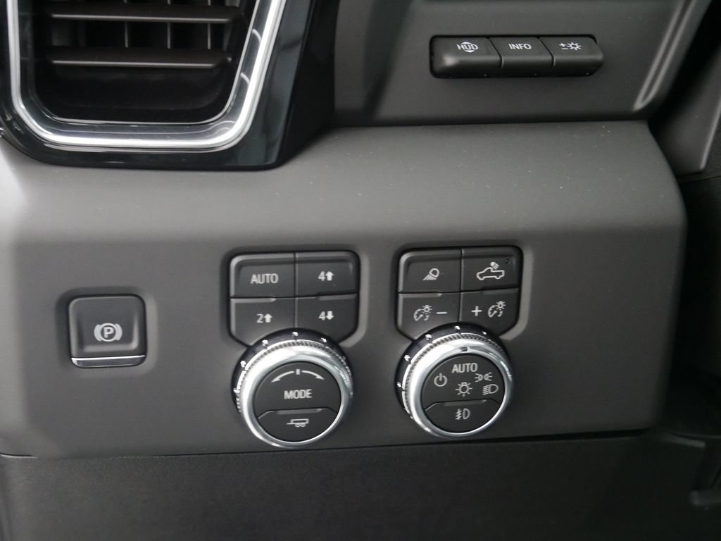 New 2026 GMC Sierra 3500 Denali w/ Denali Reserve Package AWD/4WD image 19