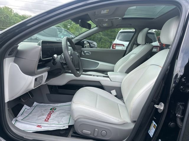 Used 2023 Hyundai Ioniq 6 Limited RWD image 6