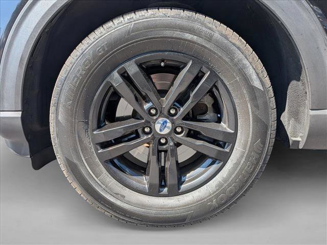 Used 2020 Ford Explorer XLT AWD/4WD image 18