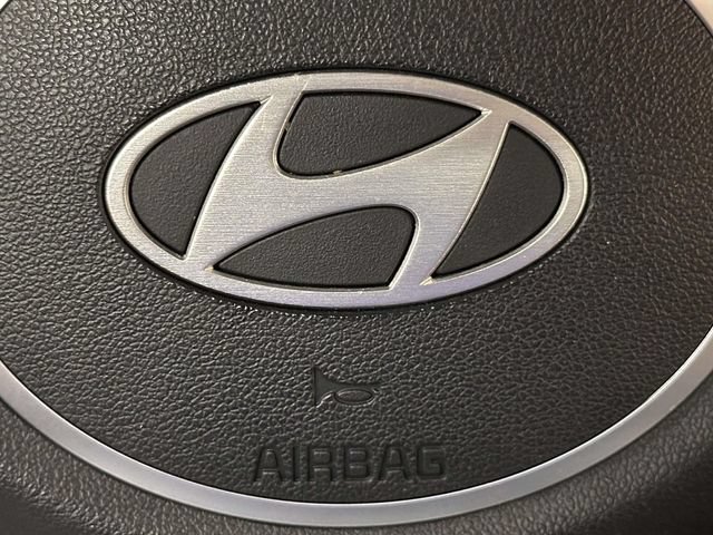 Used 2025 Hyundai Elantra SEL FWD image 27
