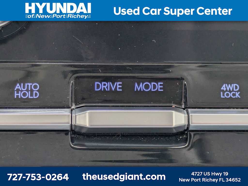 Certified 2024 Hyundai Santa Fe SEL AWD/4WD image 29