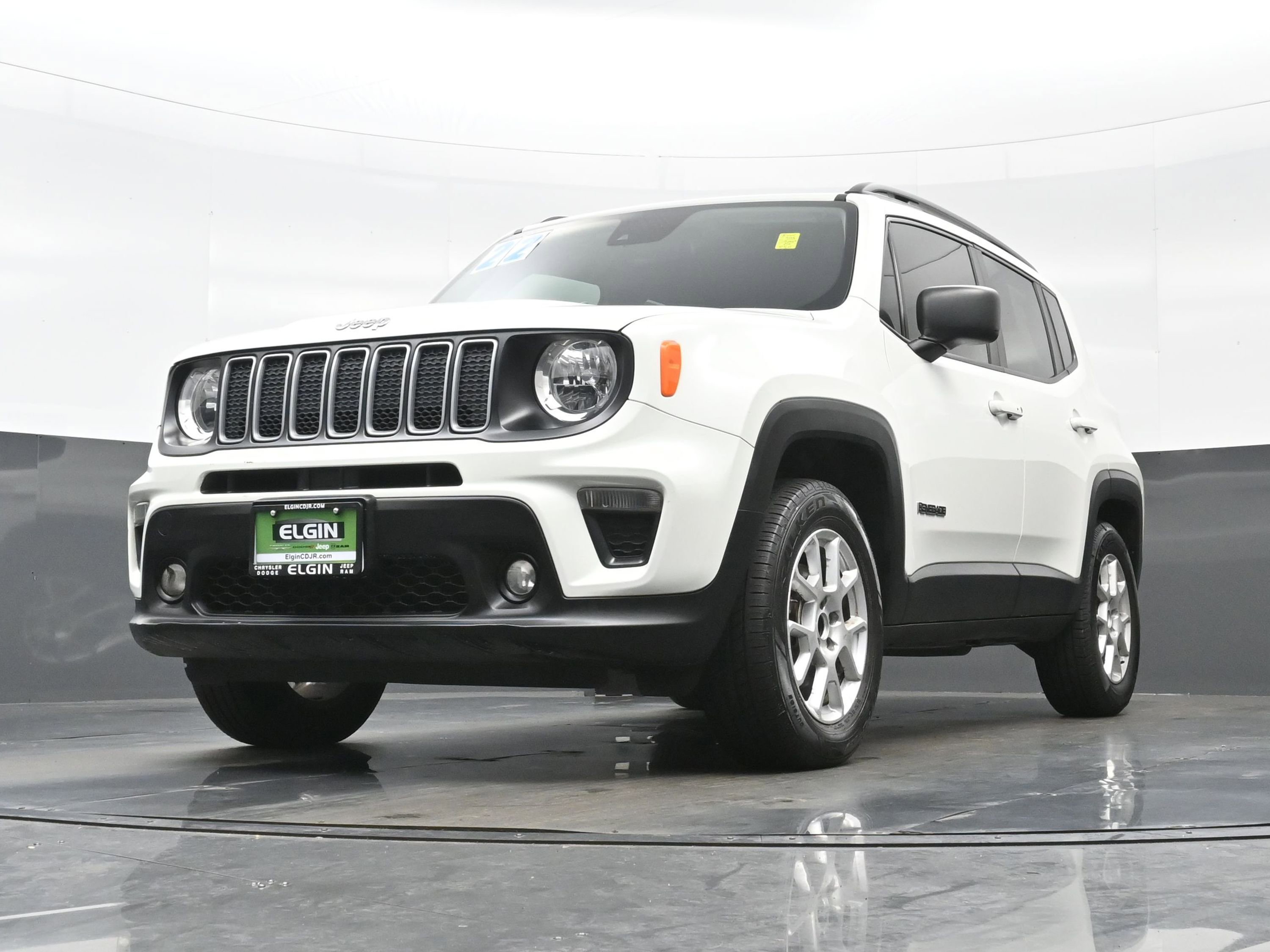 Used 2022 Jeep Renegade Latitude AWD/4WD image 24