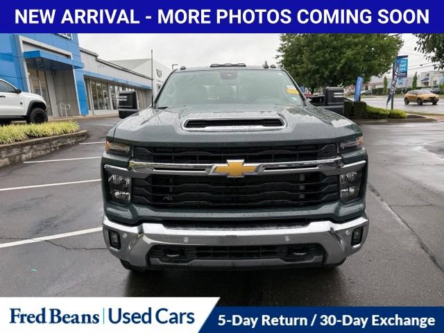 Used 2025 Chevrolet Silverado 2500 LT w/ All Star Edition AWD/4WD image 2