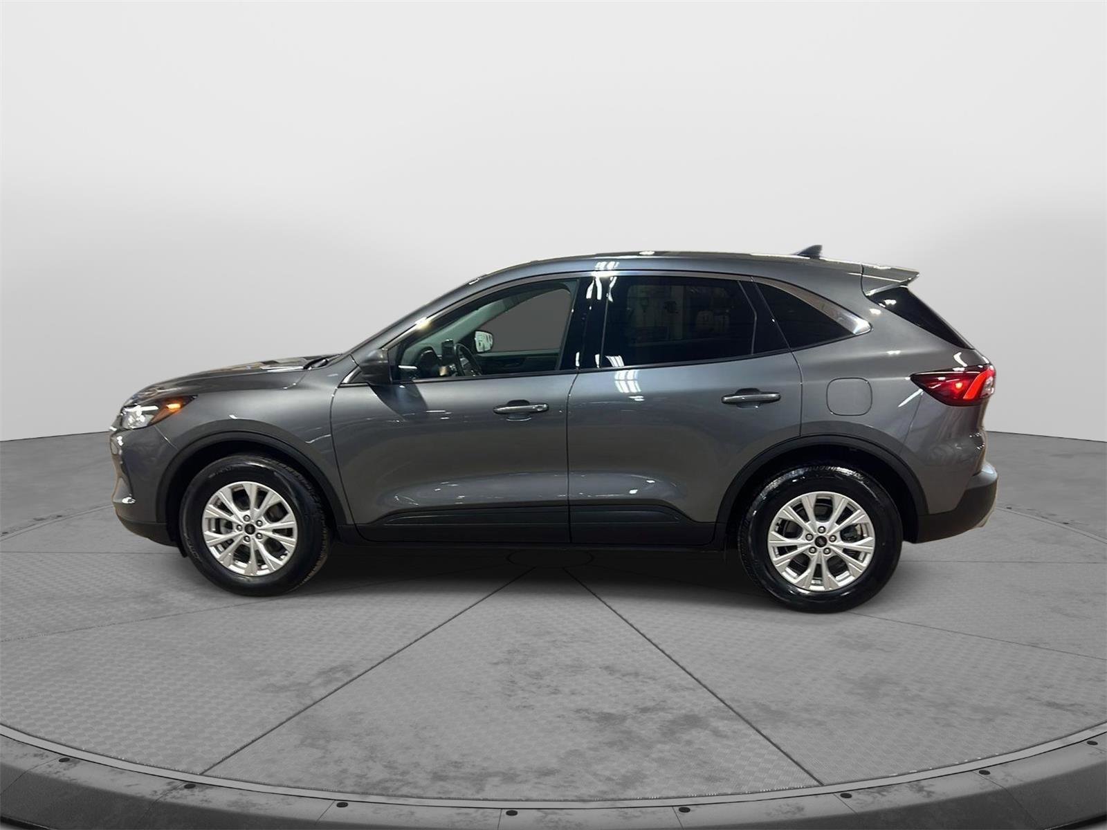 Used 2023 Ford Escape Active image 14