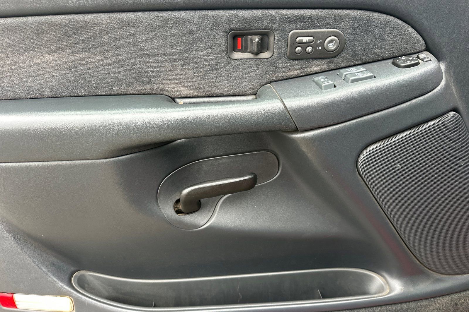 Used 2001 Chevrolet Silverado 2500 LT RWD image 10