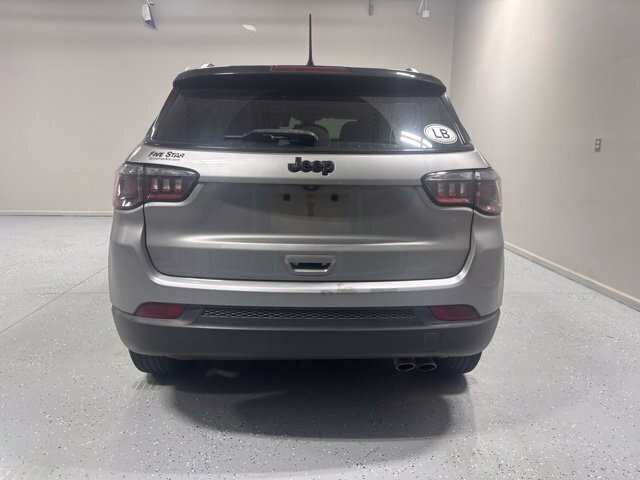 Used 2020 Jeep Compass Latitude FWD image 7