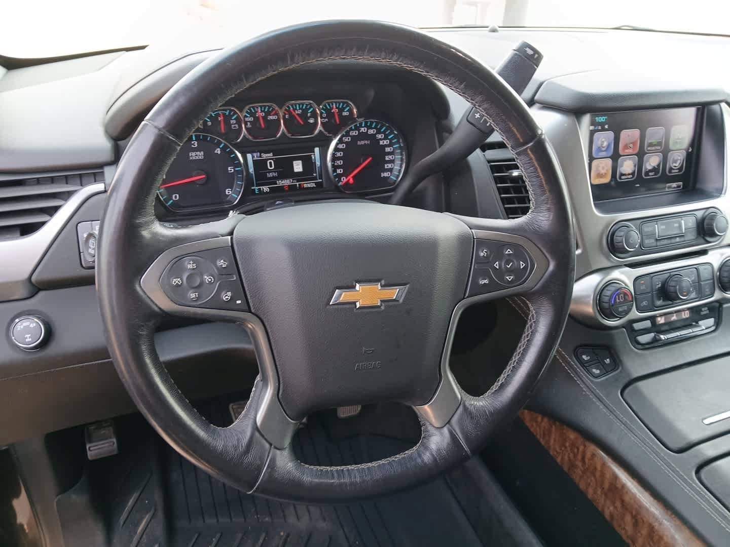 Used 2018 Chevrolet Suburban Premier AWD/4WD image 25