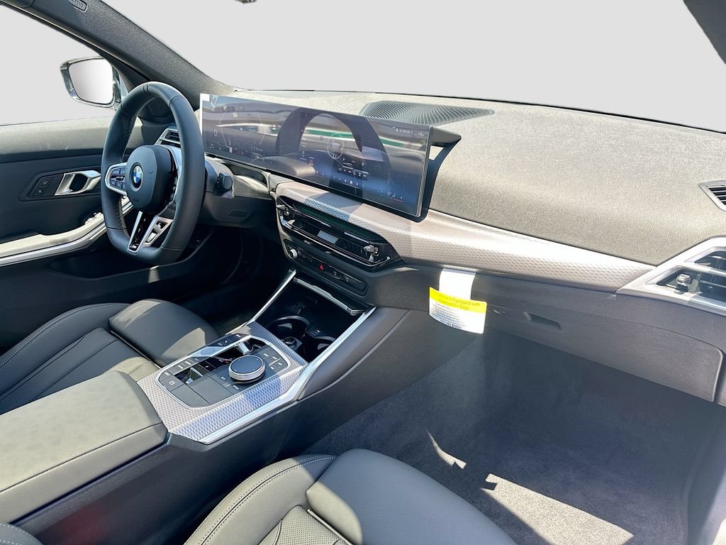 New 2026 BMW 330i xDrive Sedan w/ M Sport Package AWD/4WD image 31