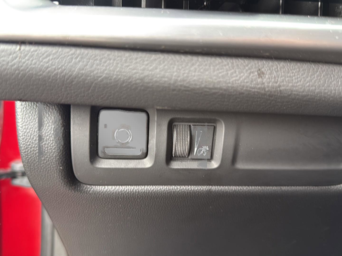 Used 2024 Cadillac XT4 Premium Luxury image 21