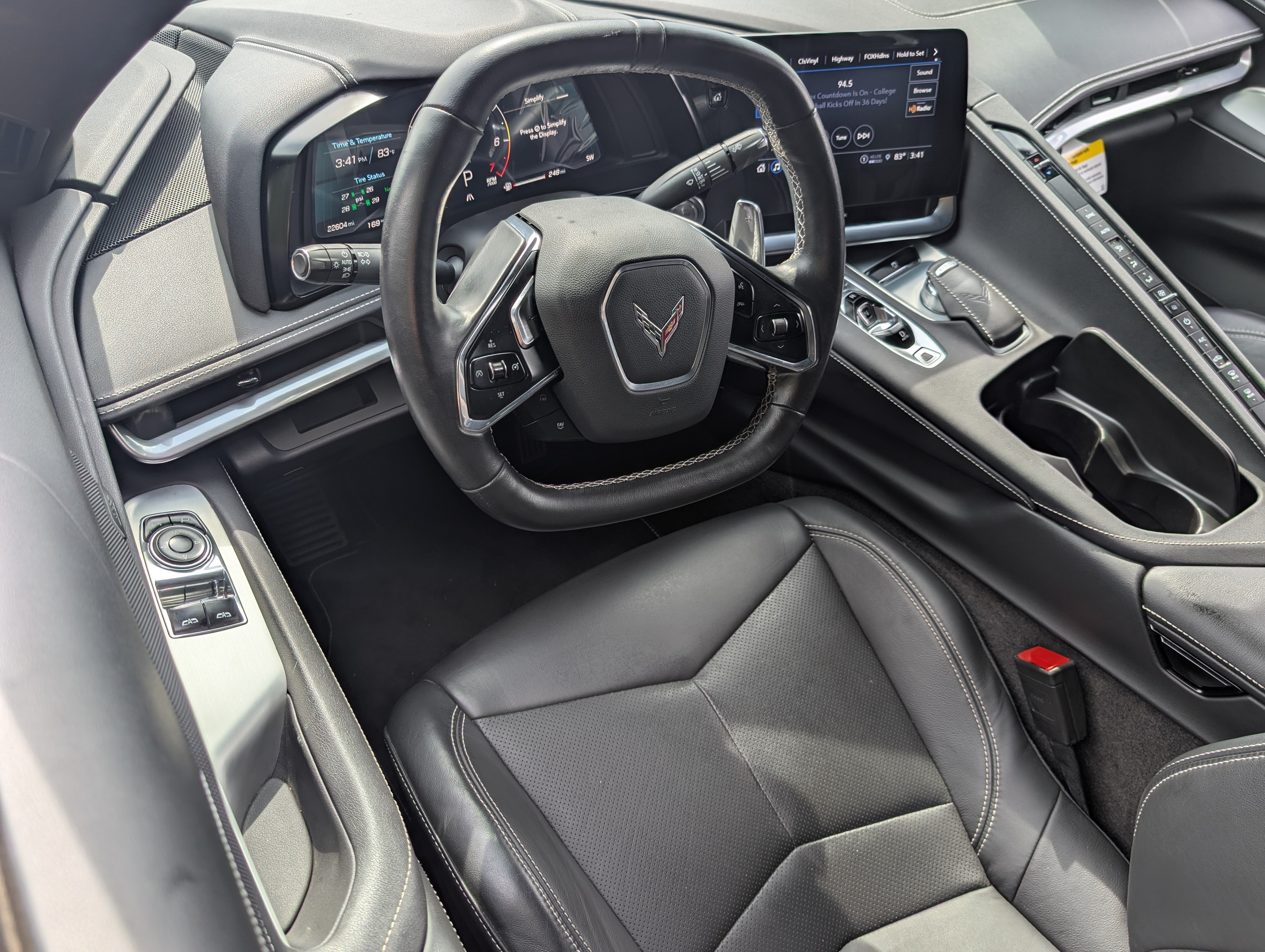 Used 2023 Chevrolet Corvette Stingray Coupe w/ 1LT RWD image 20