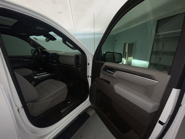 Used 2026 Chevrolet Silverado 1500 LTZ w/ LTZ Premium Package image 25