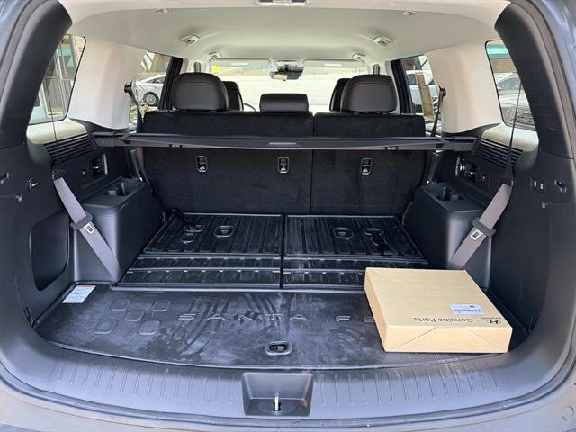 Used 2026 Hyundai Santa Fe SEL FWD image 6