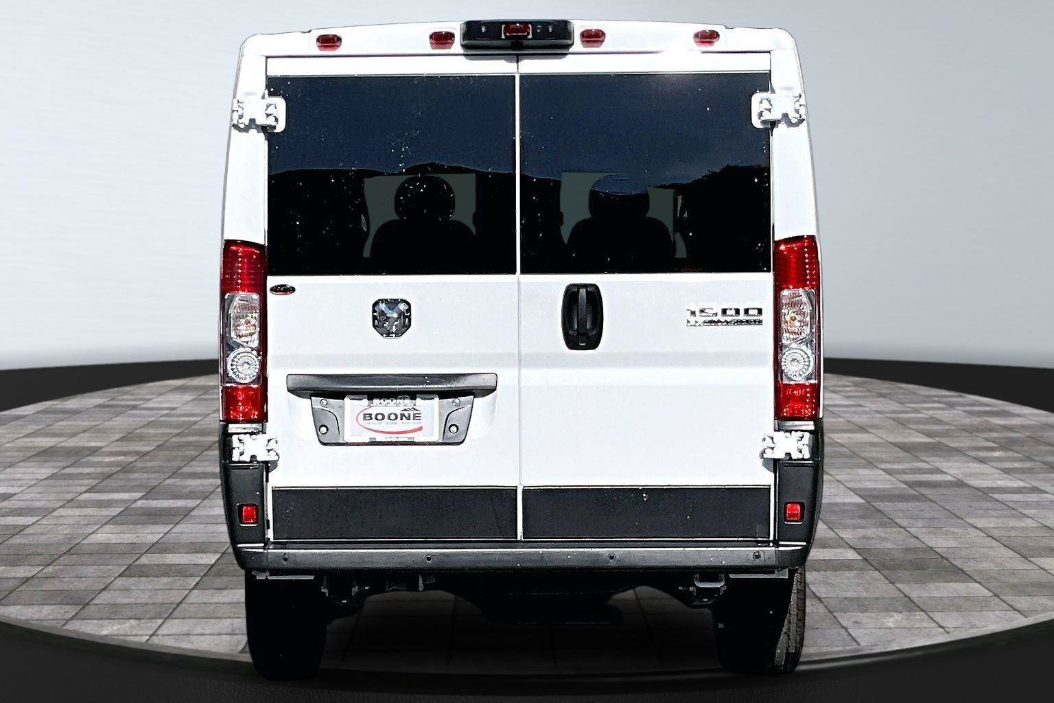Used 2025 RAM ProMaster 1500 w/ Safety Group FWD image 4