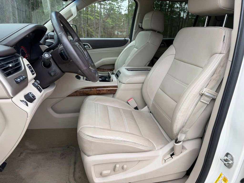 Used 2015 GMC Yukon XL Denali w/ Premium Package image 10