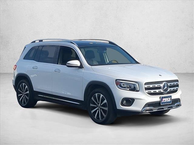 Used 2023 Mercedes-Benz GLB 250 4MATIC image 3