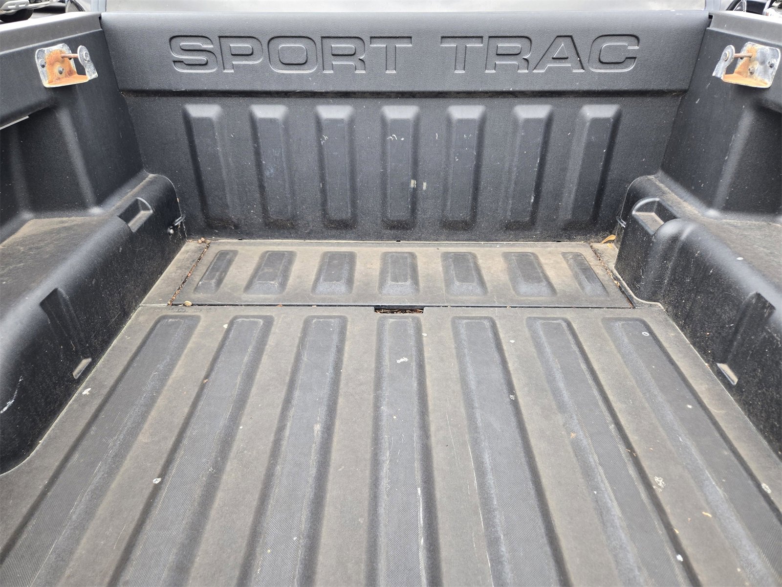 Used 2007 Ford Explorer Sport Trac Limited image 30