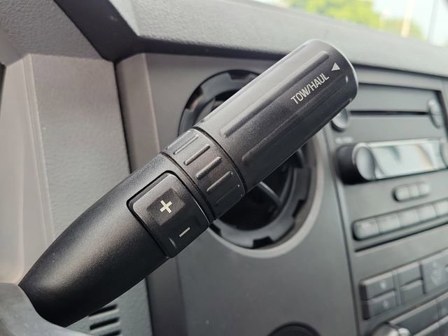Used 2015 Ford F550 2WD Regular Cab Super Duty image 18