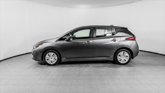 Used 2025 Nissan Leaf S FWD image 3