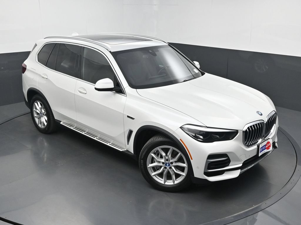 Used 2022 BMW X5 xDrive45e w/ Climate Comfort Package AWD/4WD image 33