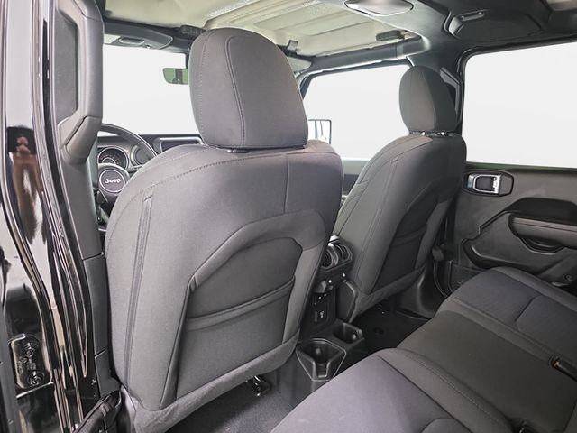 Used 2023 Jeep Gladiator Sport AWD/4WD image 12