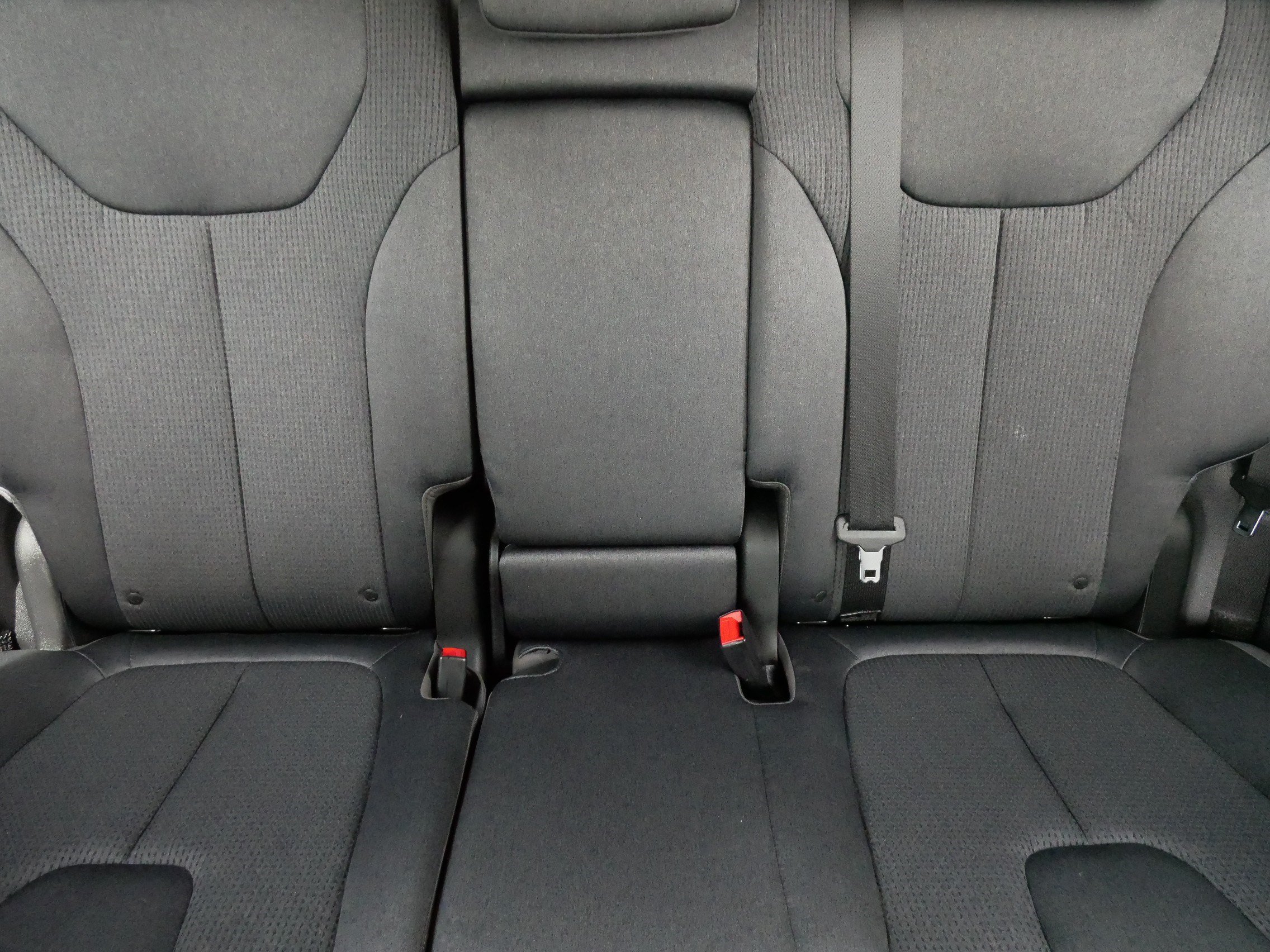 Used 2023 Hyundai Santa Fe SEL AWD/4WD image 13