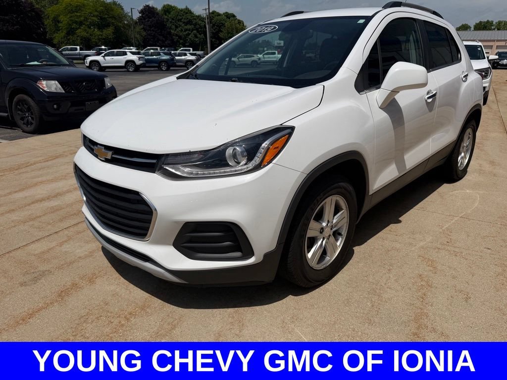 Used 2019 Chevrolet Trax LT w/ LT Convenience Package FWD image 7