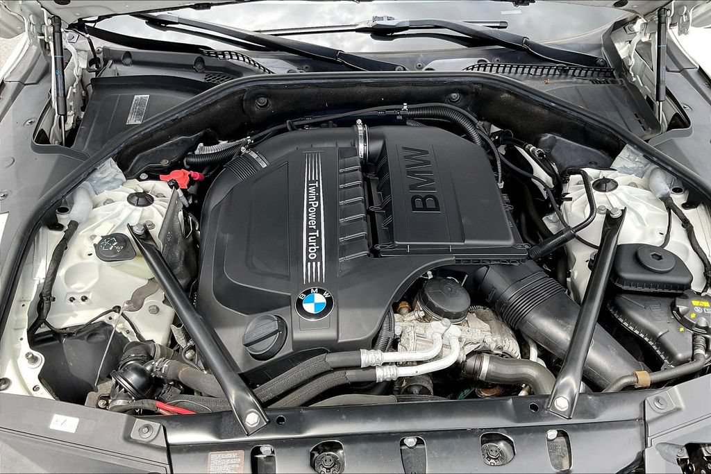 Used 2014 BMW 740Li xDrive AWD/4WD image 26