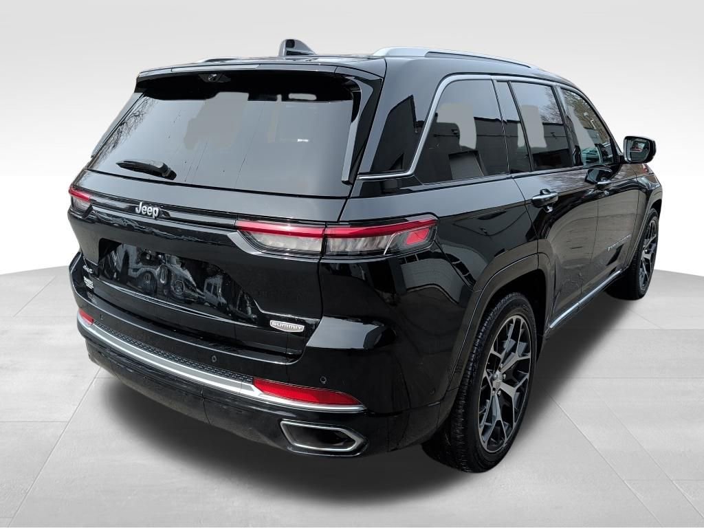 Certified 2023 Jeep Grand Cherokee Summit AWD/4WD image 5