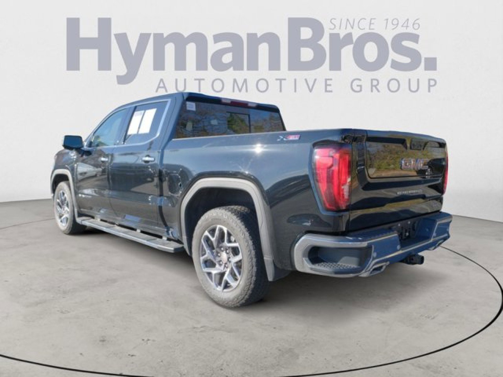 Used 2023 GMC Sierra 1500 SLT w/ SLT Premium Plus Package image 6