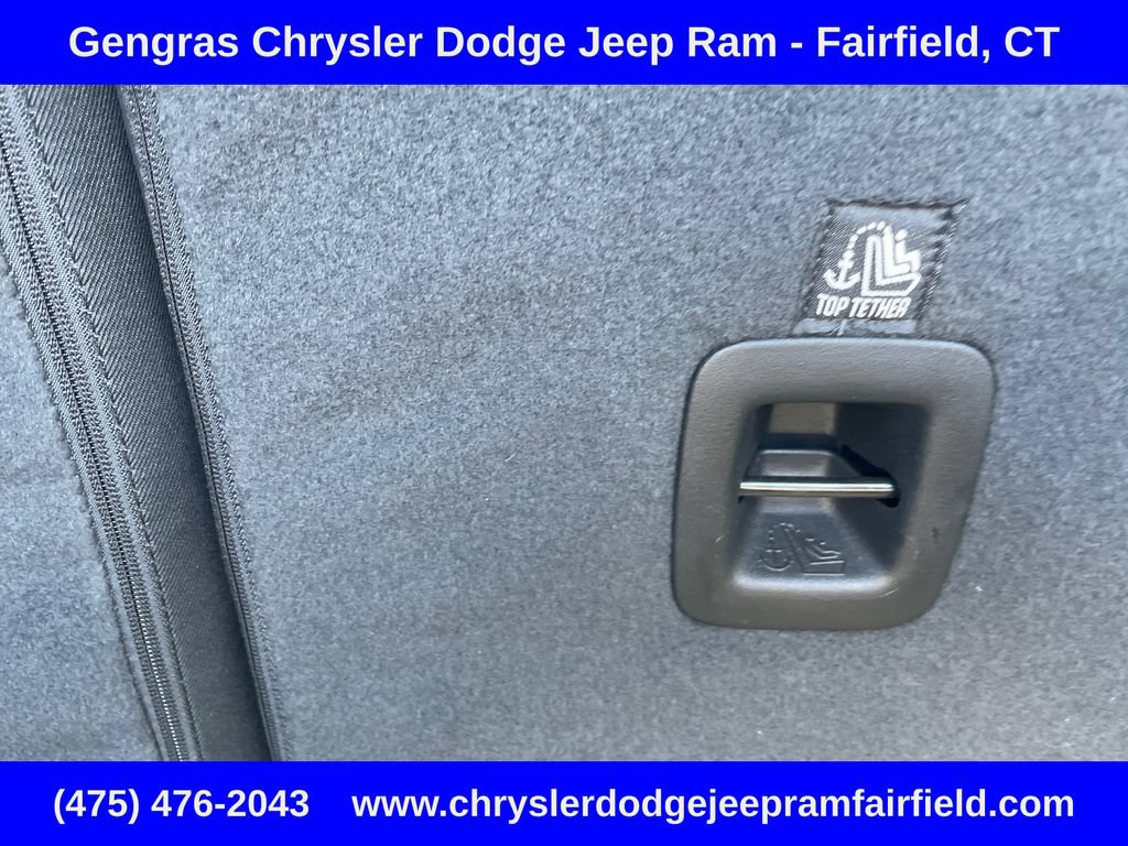 Certified 2024 Jeep Wrangler Unlimited Sahara w/ Technology Group AWD/4WD image 34