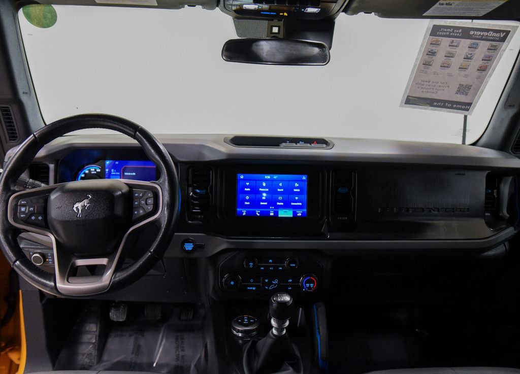 Used 2021 Ford Bronco Black Diamond image 2