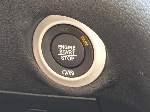 New 2026 Chrysler Pacifica Select image 14