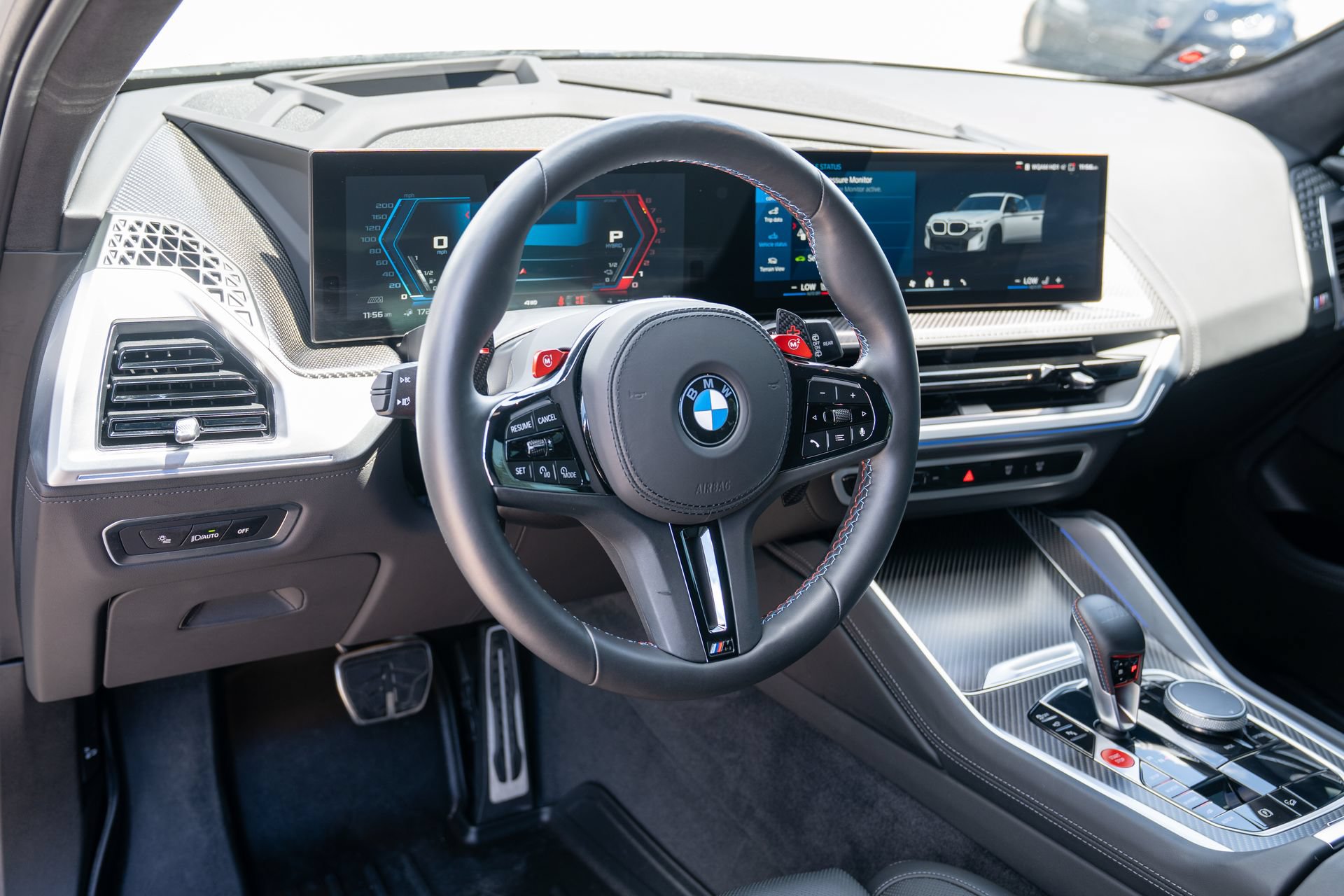 Used 2025 BMW XM AWD/4WD image 24