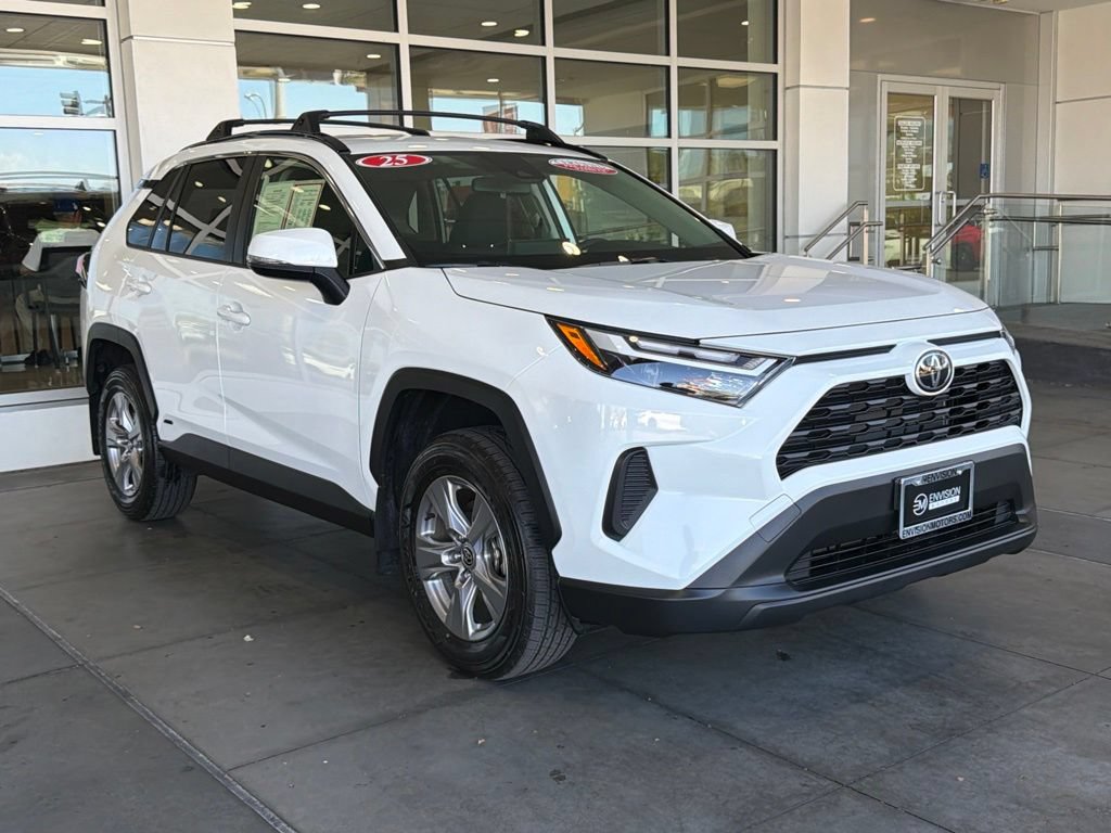 Certified 2025 Toyota RAV4 LE AWD/4WD image 7