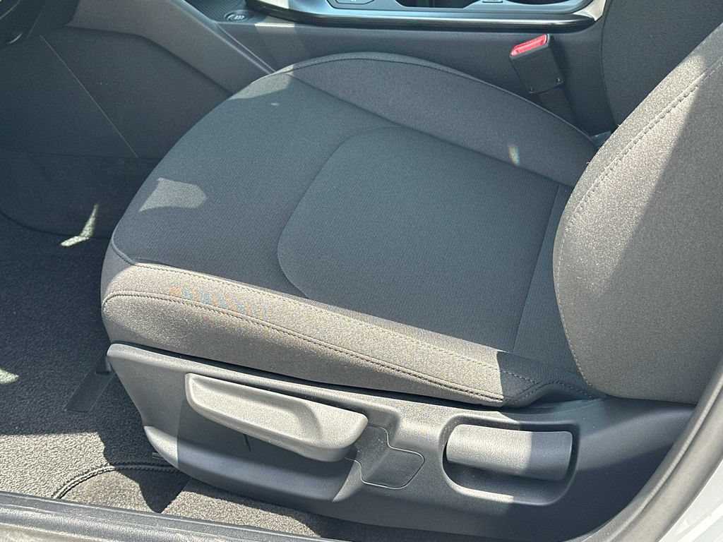 New 2026 Kia K4 FWD image 16