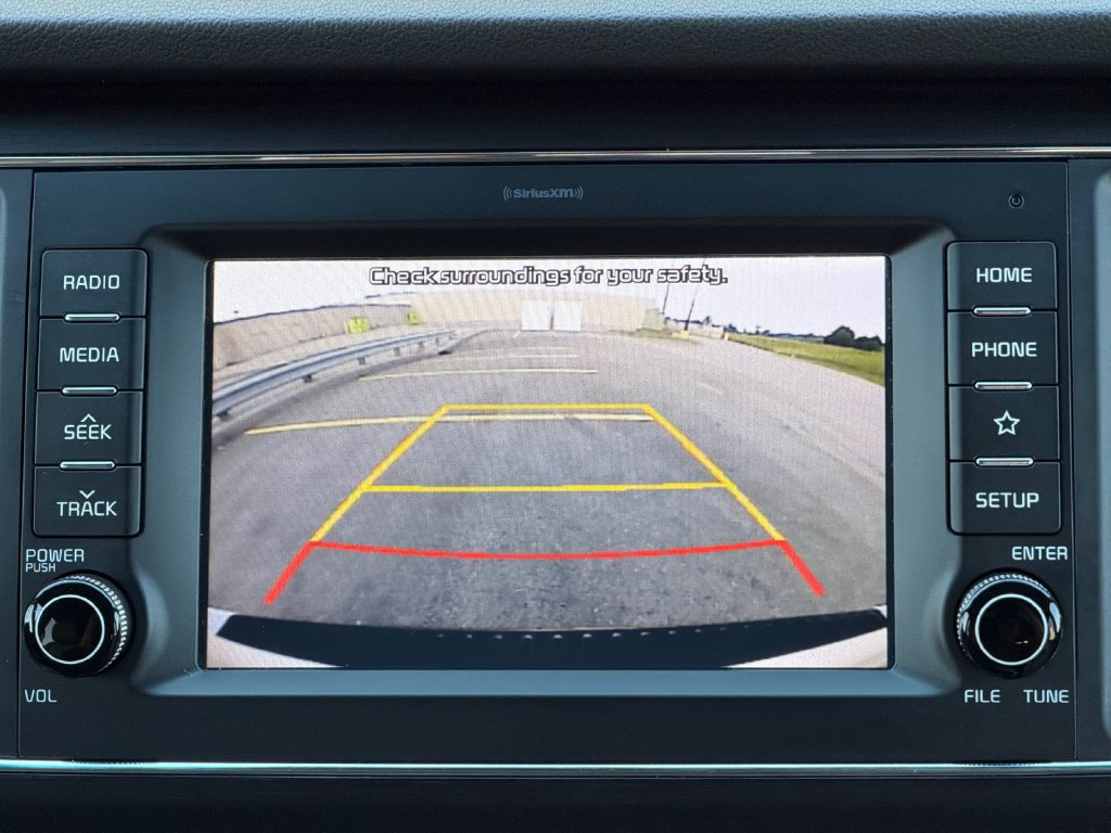 Used 2021 Kia Sedona EX FWD image 12