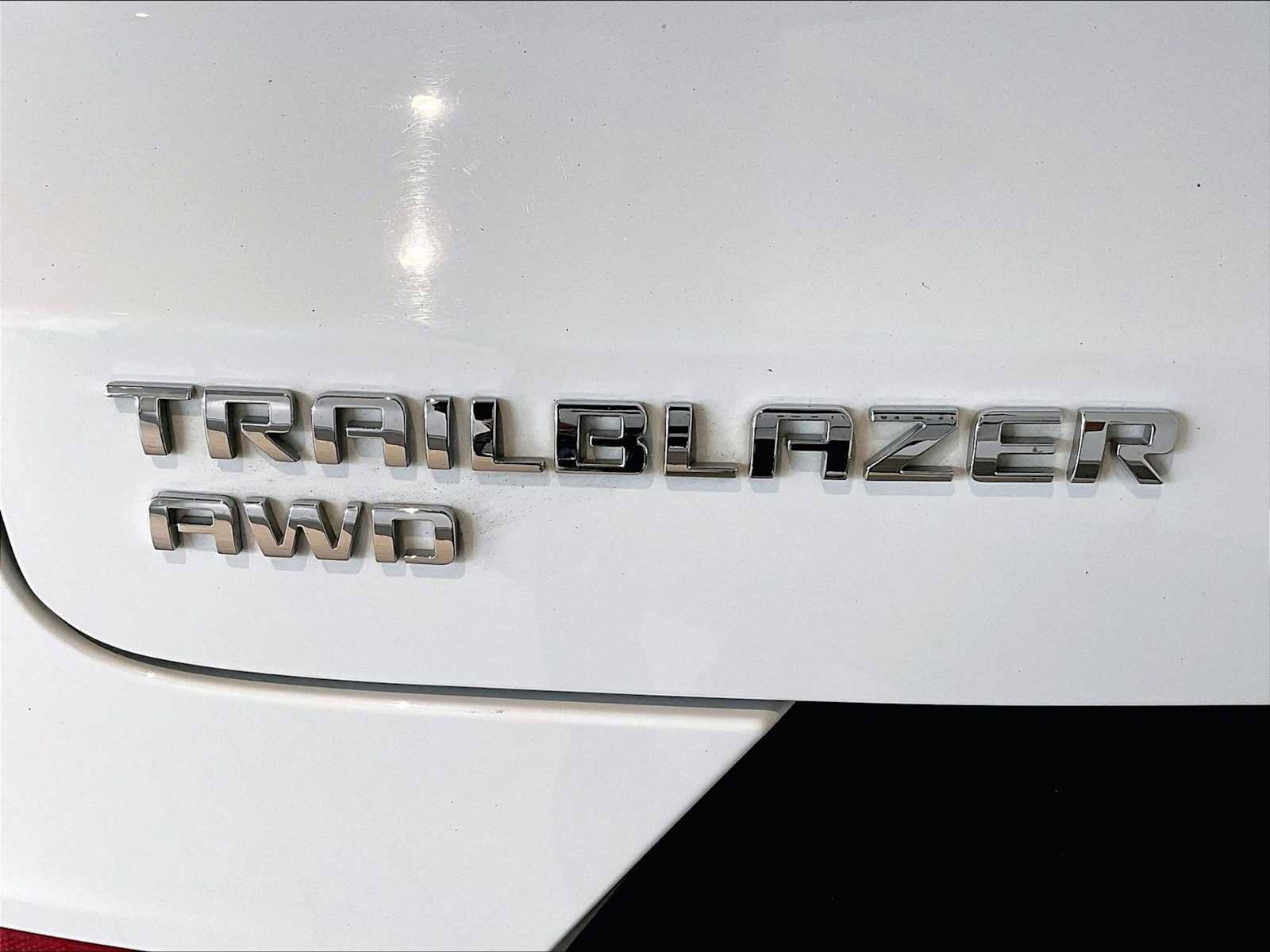 Used 2023 Chevrolet TrailBlazer LS AWD/4WD image 36