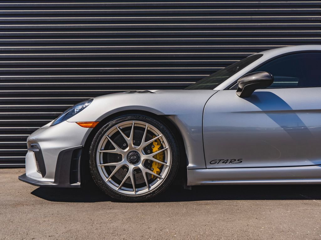 Used 2024 Porsche 718 Cayman GT4 RS image 9