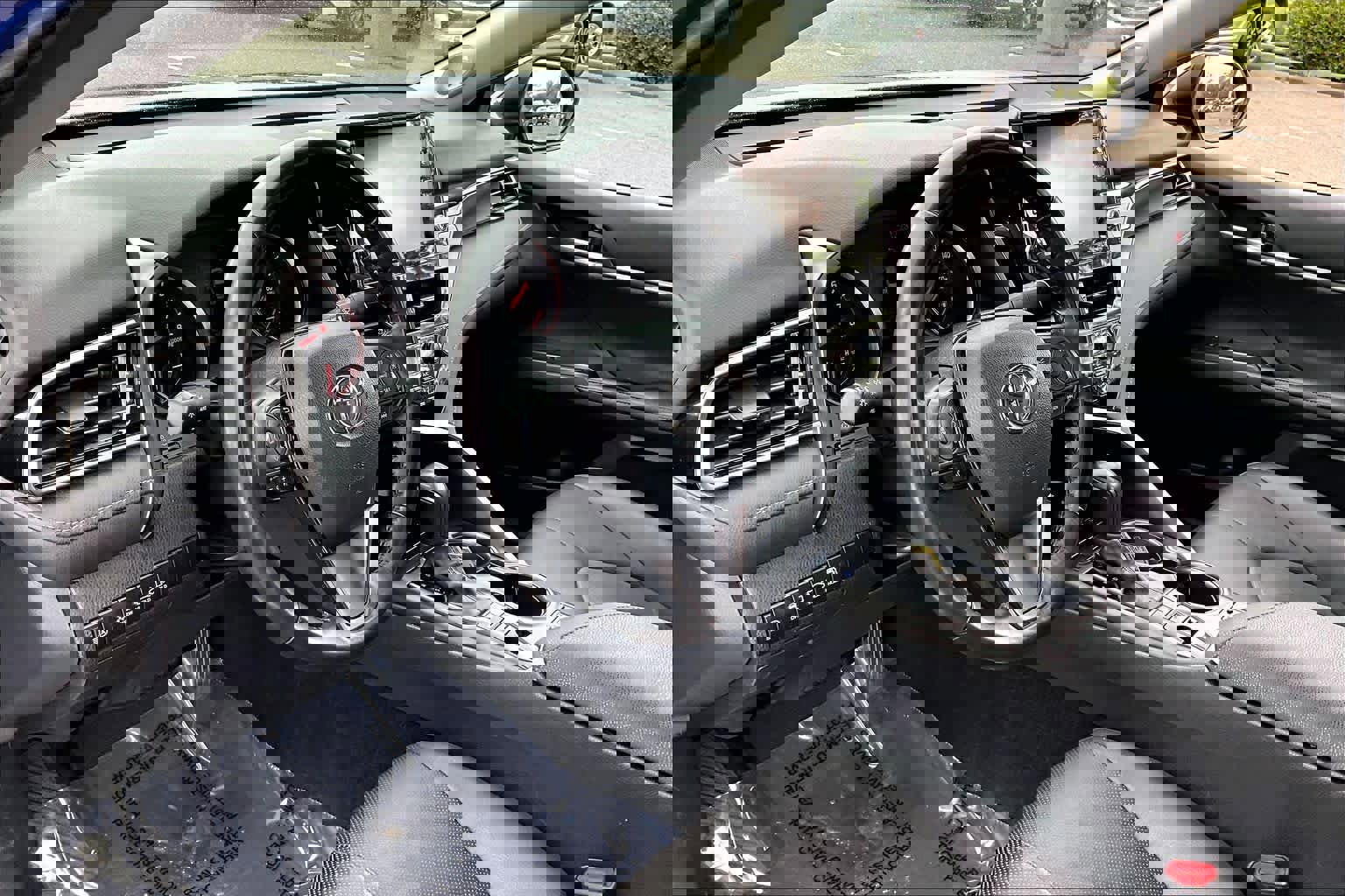 Used 2024 Toyota Camry XSE w/ Navigation Package image 17