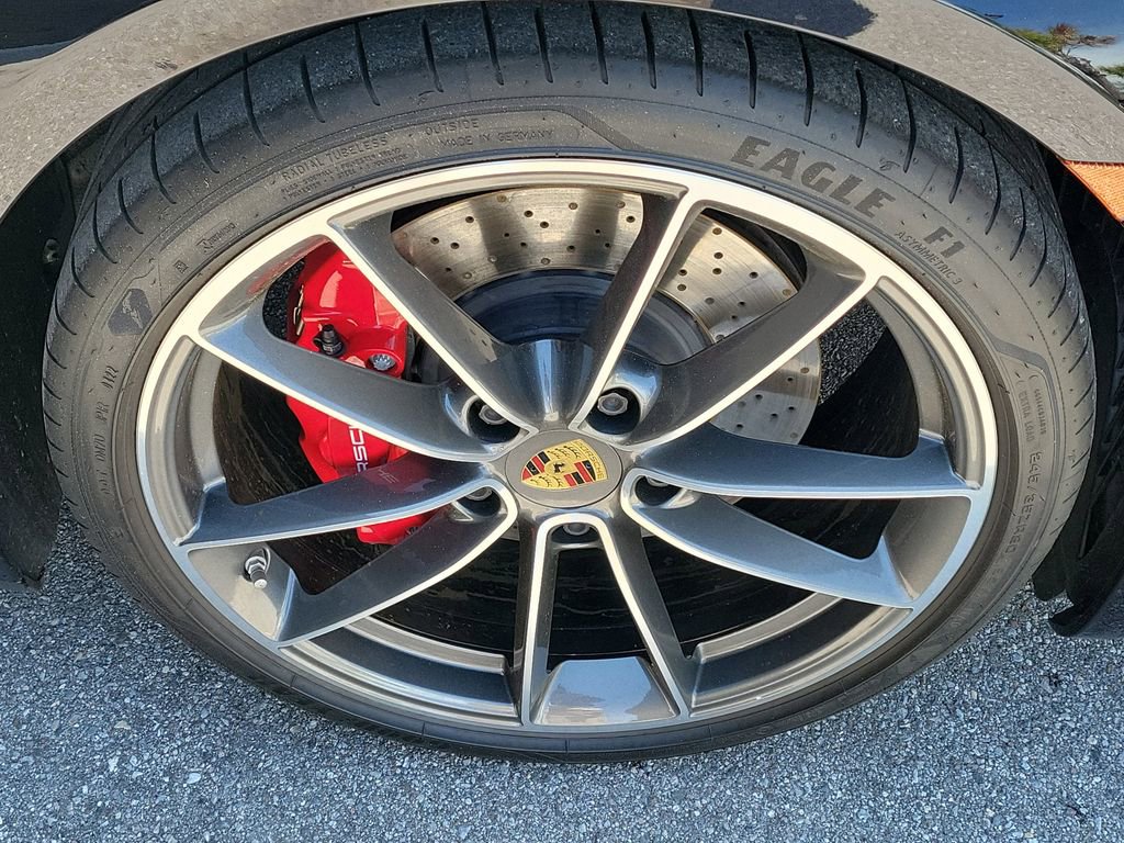 Certified 2022 Porsche 911 Targa 4S image 13
